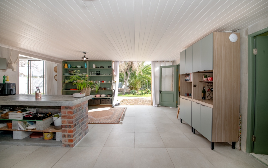 2 Bedroom Property for Sale in Pringle Bay Western Cape